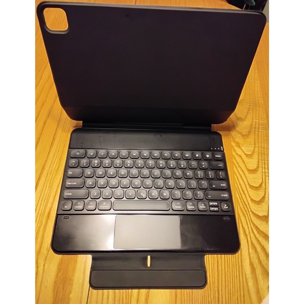 ESR Rebound Magnetic Keyboard Case iPad Pro Wired Use Only Charge Not Verified